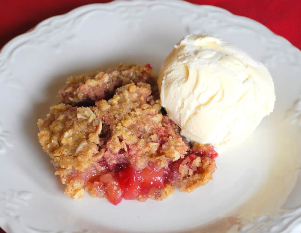 Raspberry Rhubarb Crisp Recipe