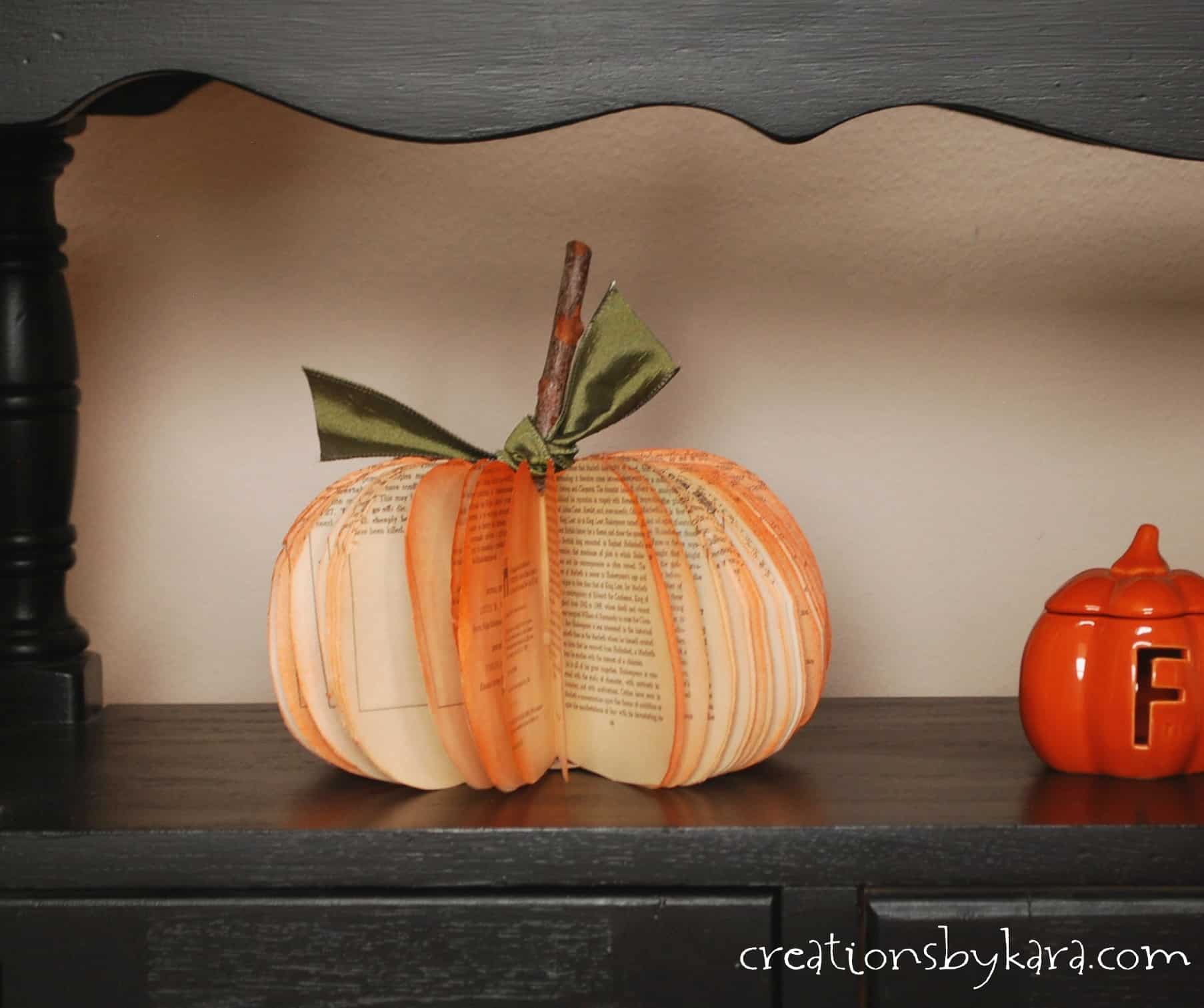 Fall Decorating Ideas: Entryway Table Decor