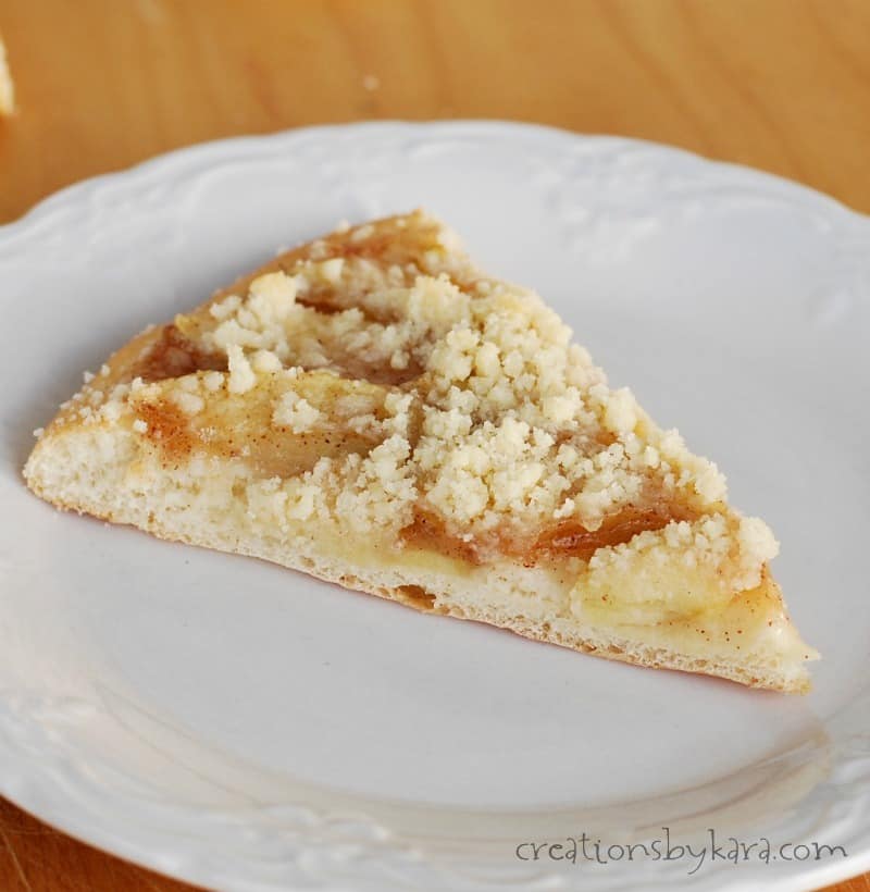 Apple Pie Pizza with Crumb Topping - Creations by Kara