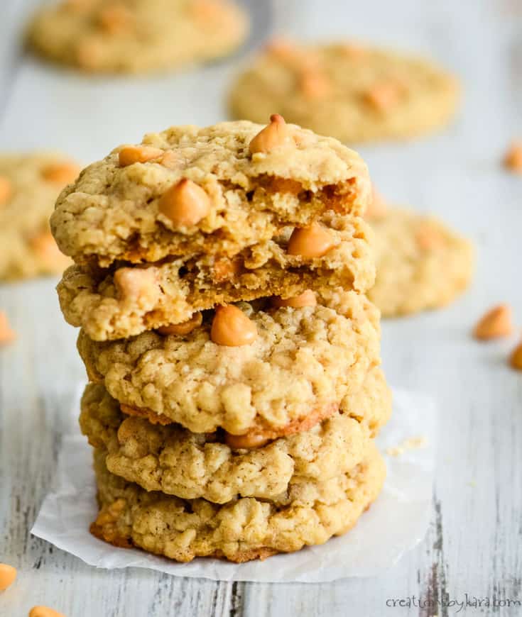 Oatmeal Scotchies {Butterscotch Oatmeal Cookies}