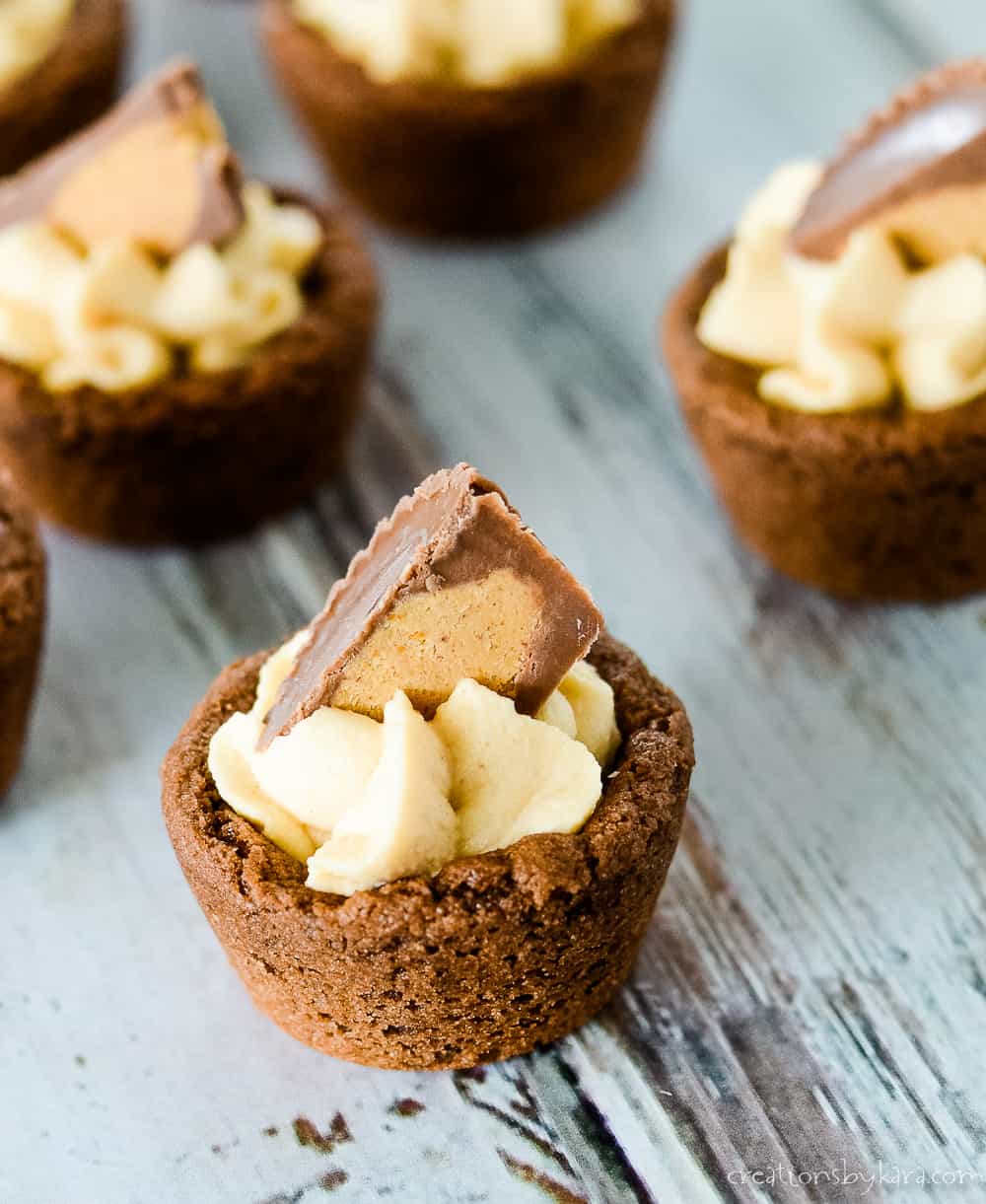 Candy Cane Chocolate Mousse Macaroon Cups