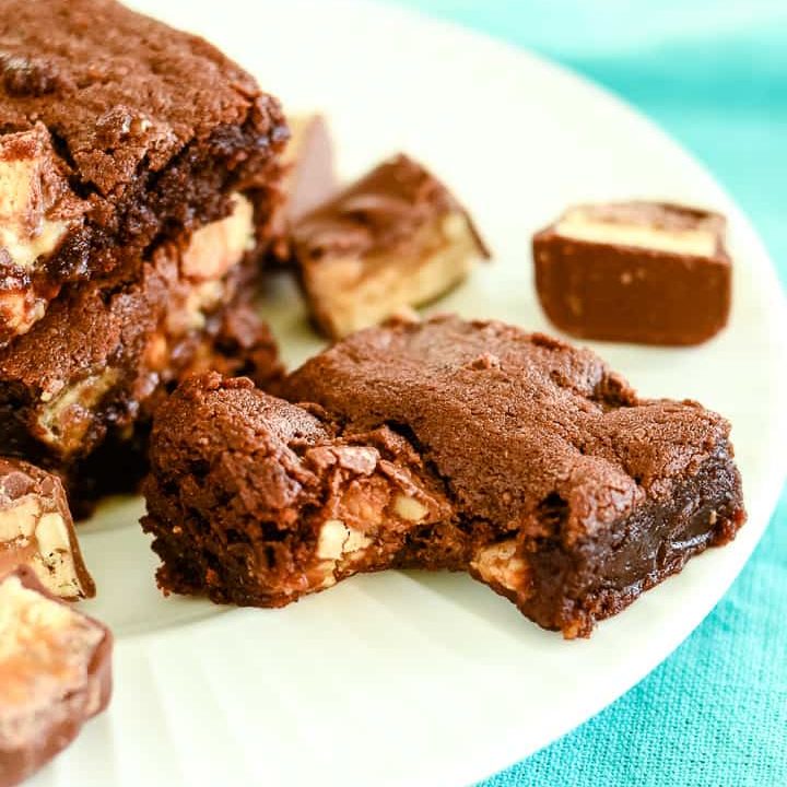 Snickers Shakers Brownies Recipe 