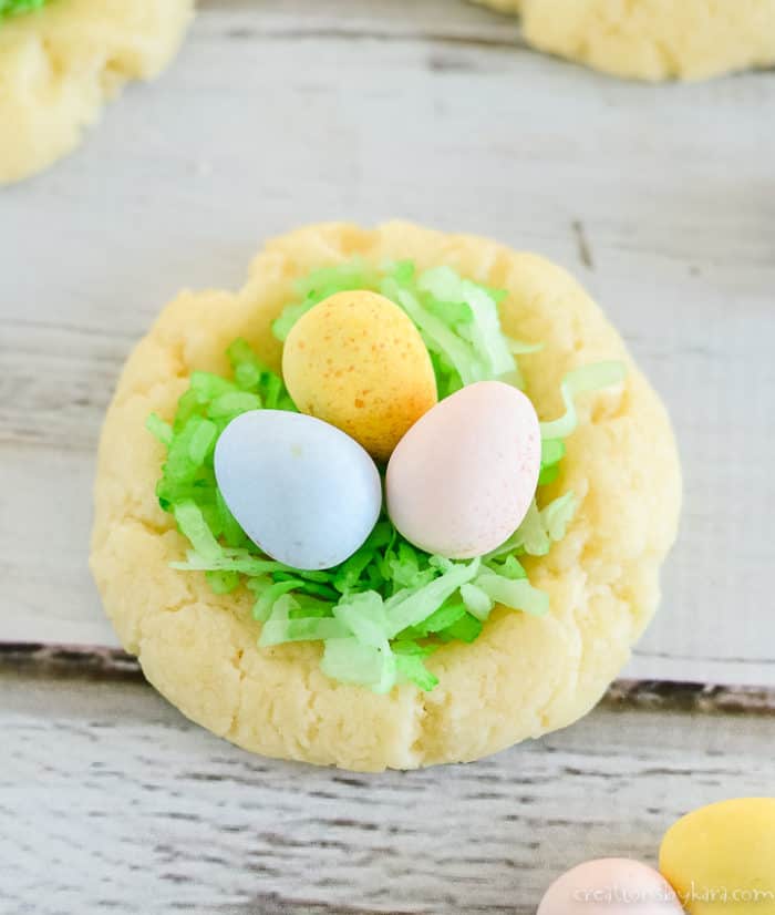 Easy Bird Nest Cookies for Easter Creations by Kara