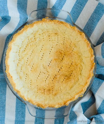 Very Easy Oil Pie Crust No Rolling Creations By Kara   Very Easy Pie Crust 14 2 400x477 