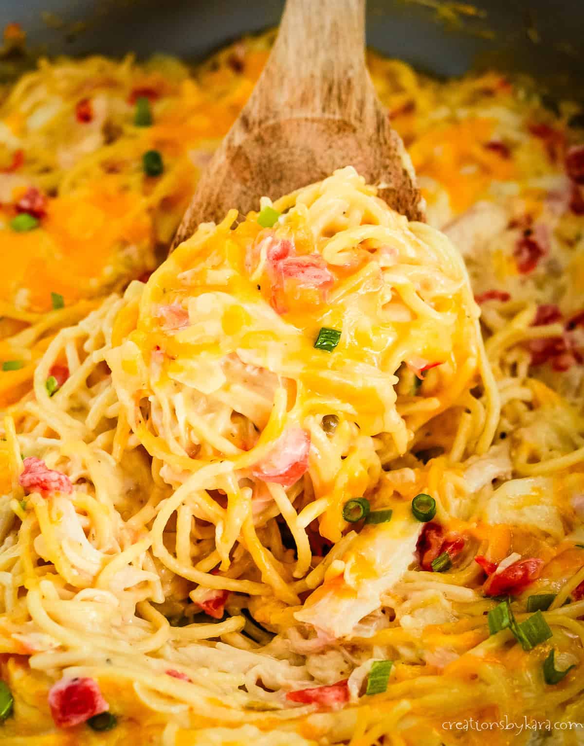 recipe for cheesy chicken spaghetti casserole