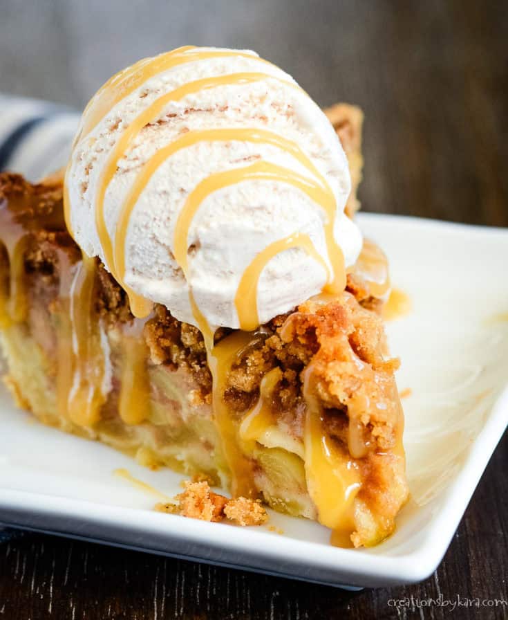 caramel apple pie recipe with crumb top