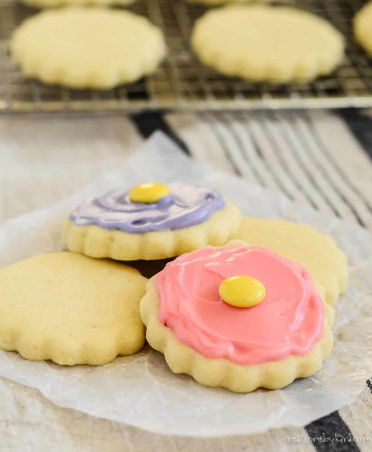 frosted sugar cookies with cream cheese